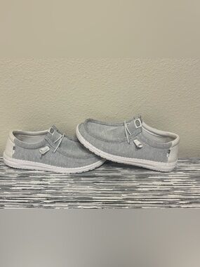 Light Gray Men’s Casual Slip-On Shoes - Comfortable Everyday Wear